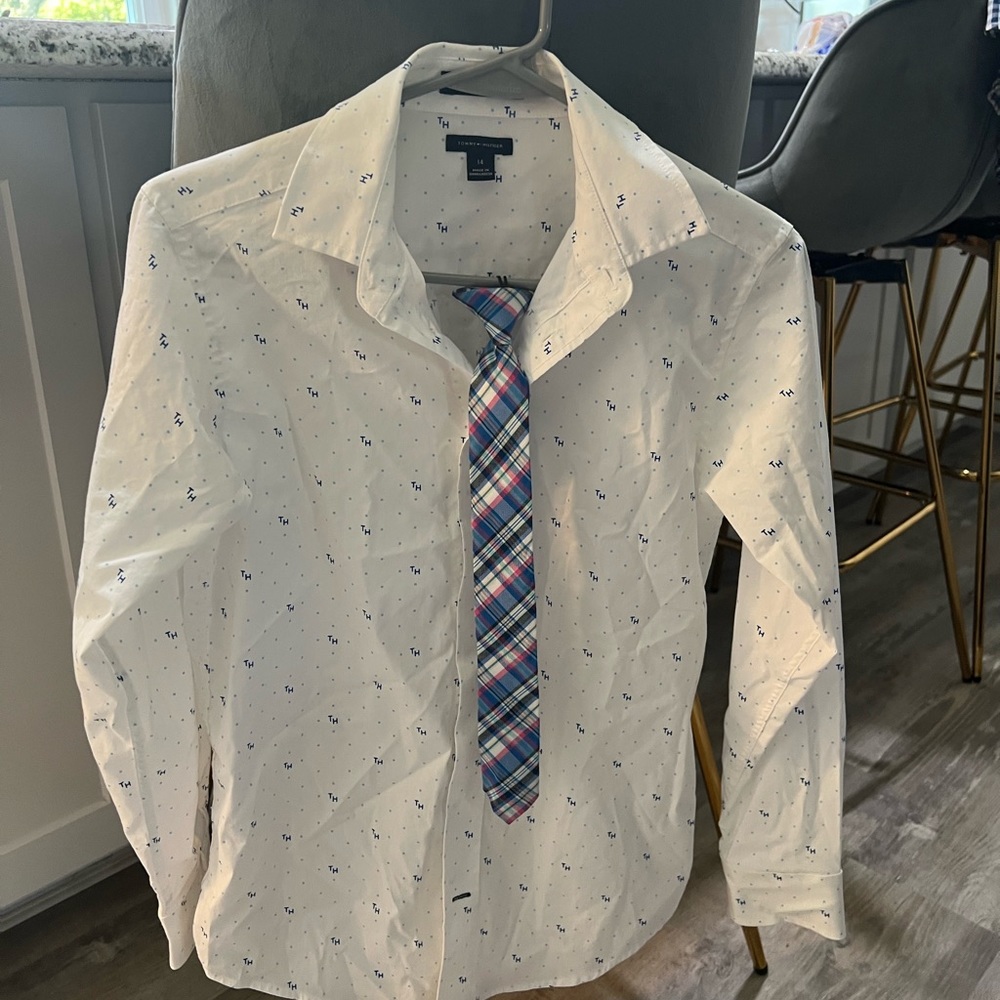 Tommy Hilfiger summer shorts and long sleeve dressy shirt with tie outfit